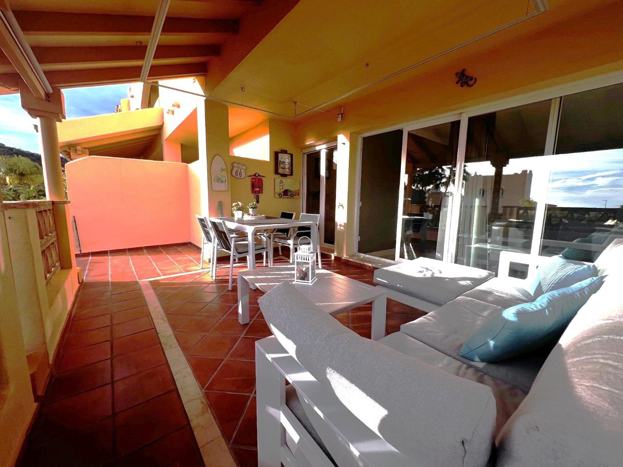 Santa Maria Village, Elviria, * Marbella