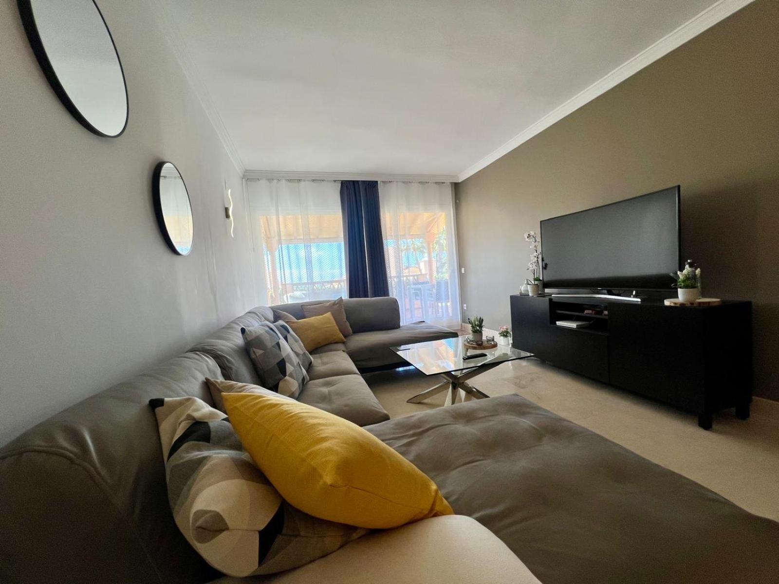Santa Maria Village, Elviria, Apartamento Marbella